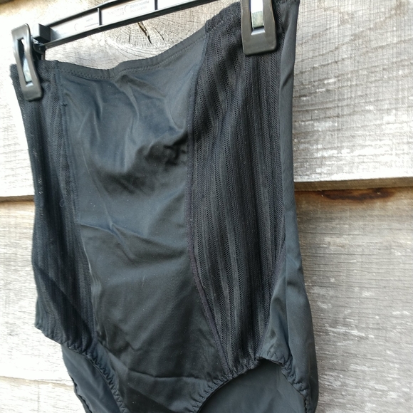 F.I.T Body Briefer Black Figure Improving Technology Large NWT.Style #17581H - Picture 8 of 9